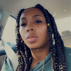 Meet your Posher, Whitley